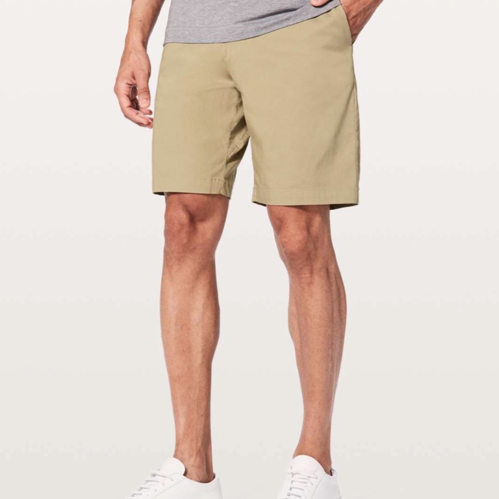 Lululemon Commission Short  7" in Tofino Sand Color - 32” waist